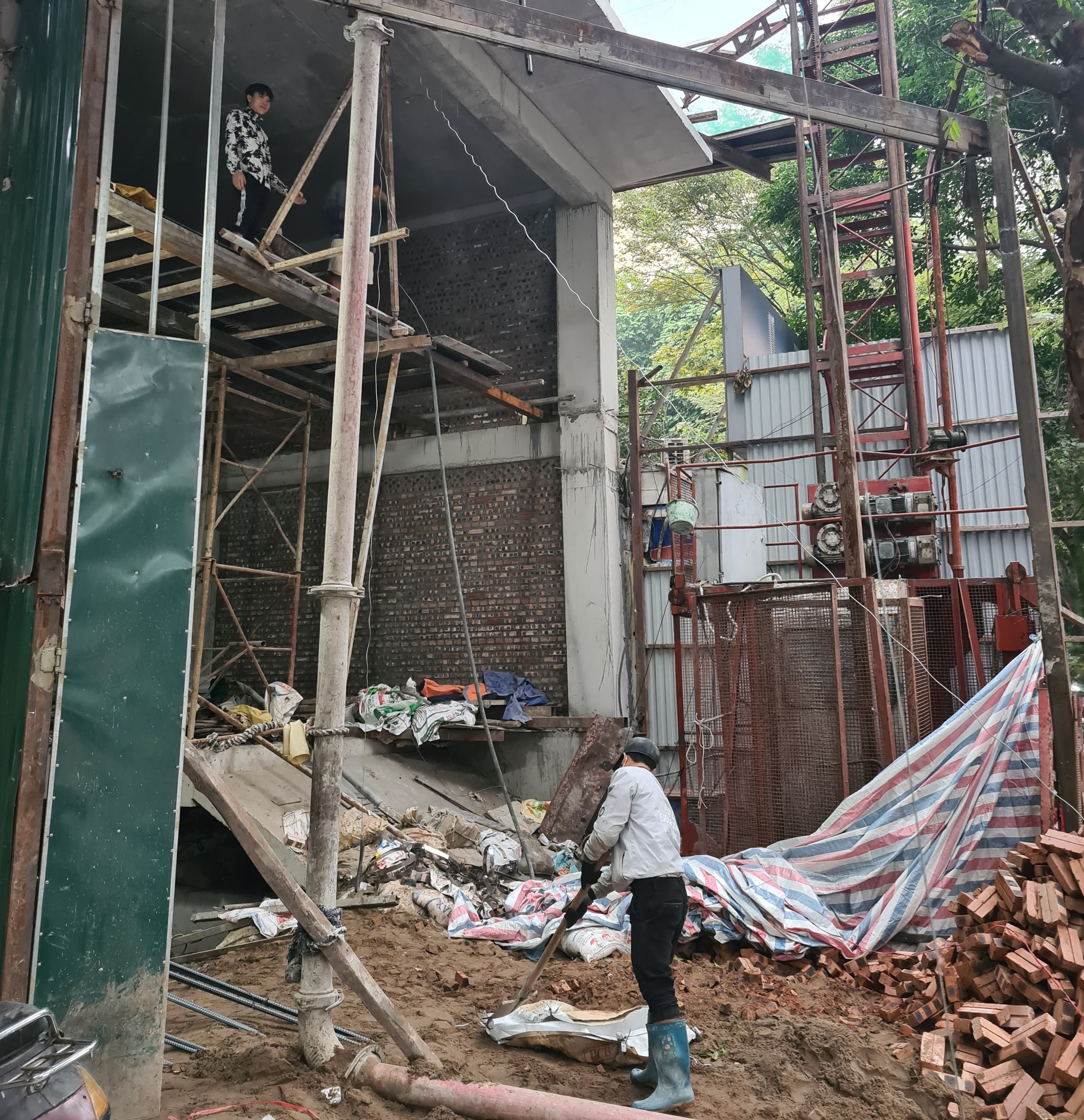 Nâng cao ý thức, trách nhiệm của người lao động và chủ sử dụng lao động